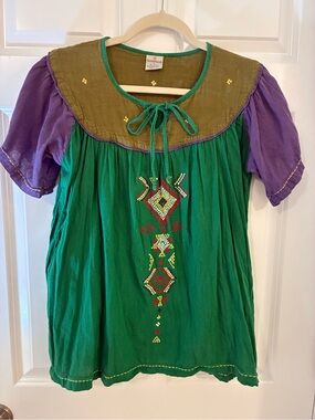 Sacred Threads Olive Green Top with Green Trim L